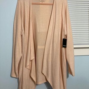 Torrid size 3 super soft cardigan